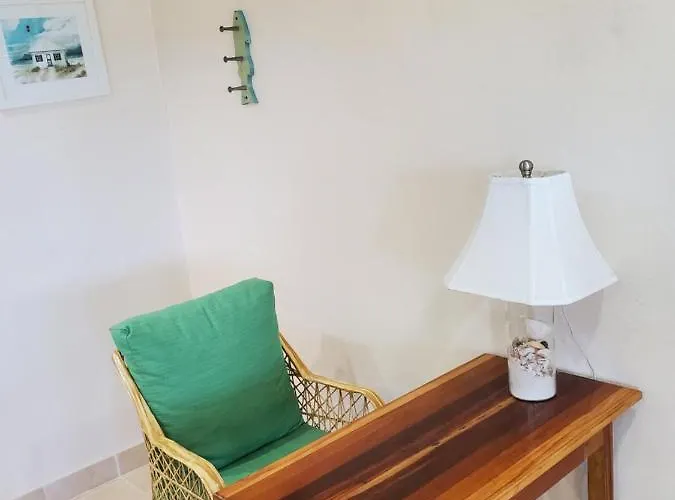 Miramar * San Pedro (Ambergris Caye)