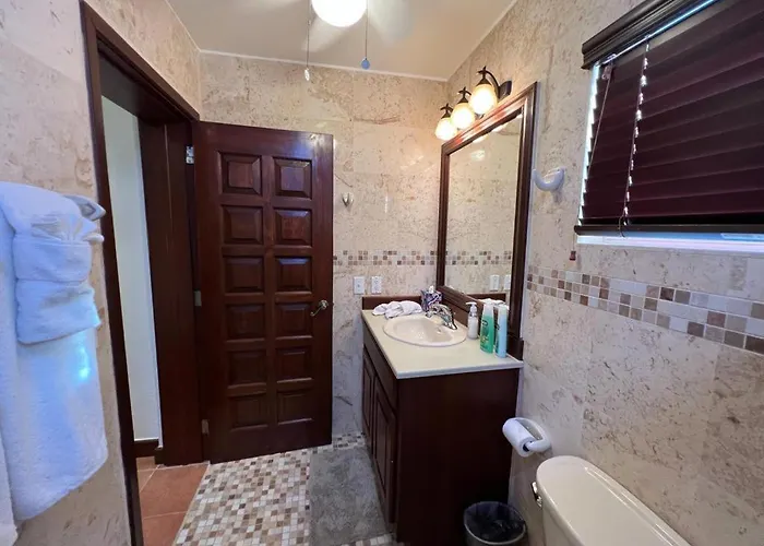 Miramar * San Pedro (Ambergris Caye)